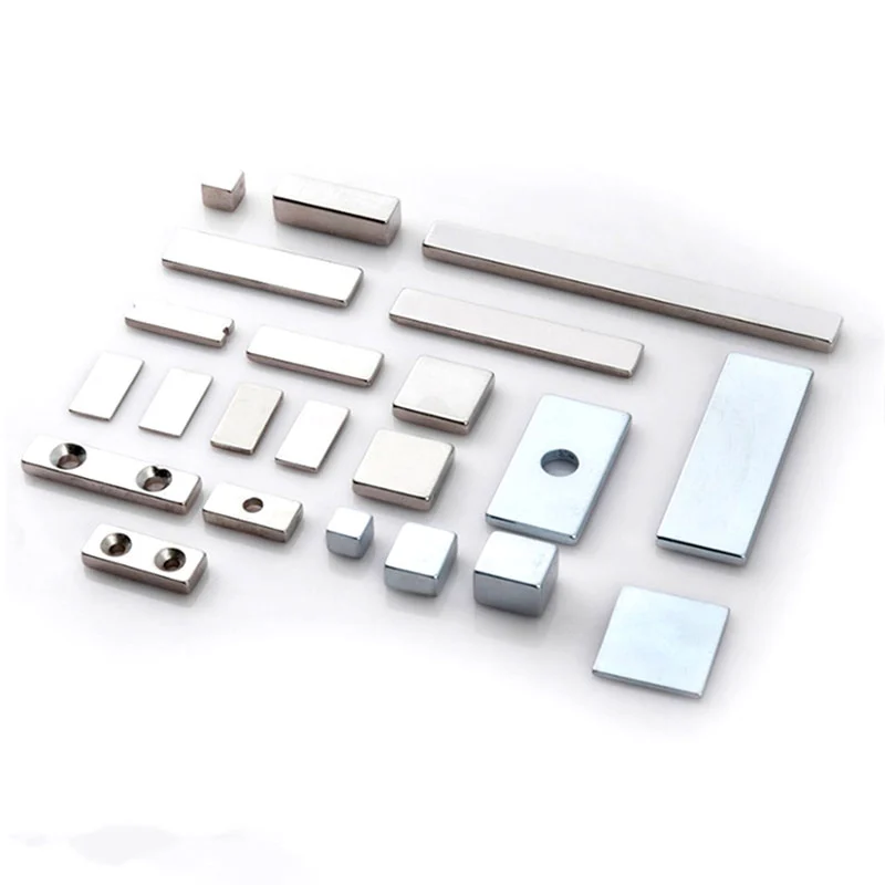 ネジ穴付きマグネット