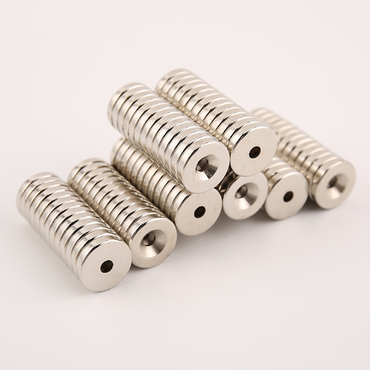 スーパーマグネット