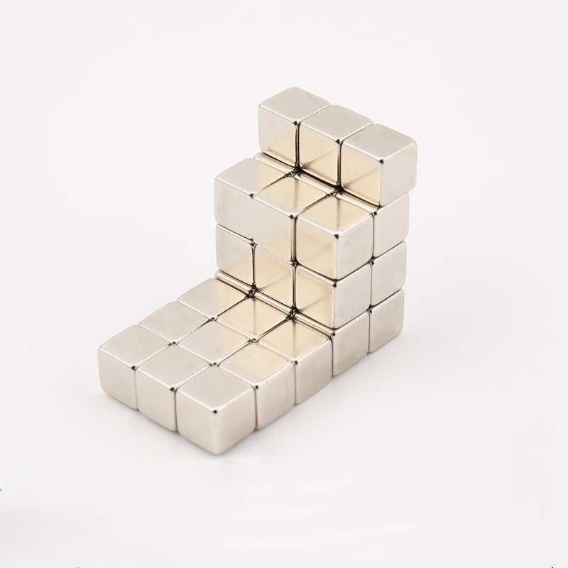 非常に強力な磁石